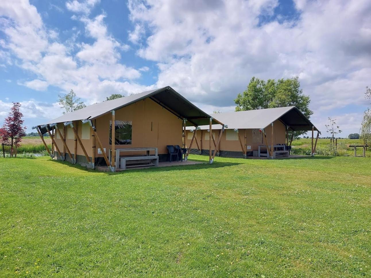 Luxury tent De Boerinn
