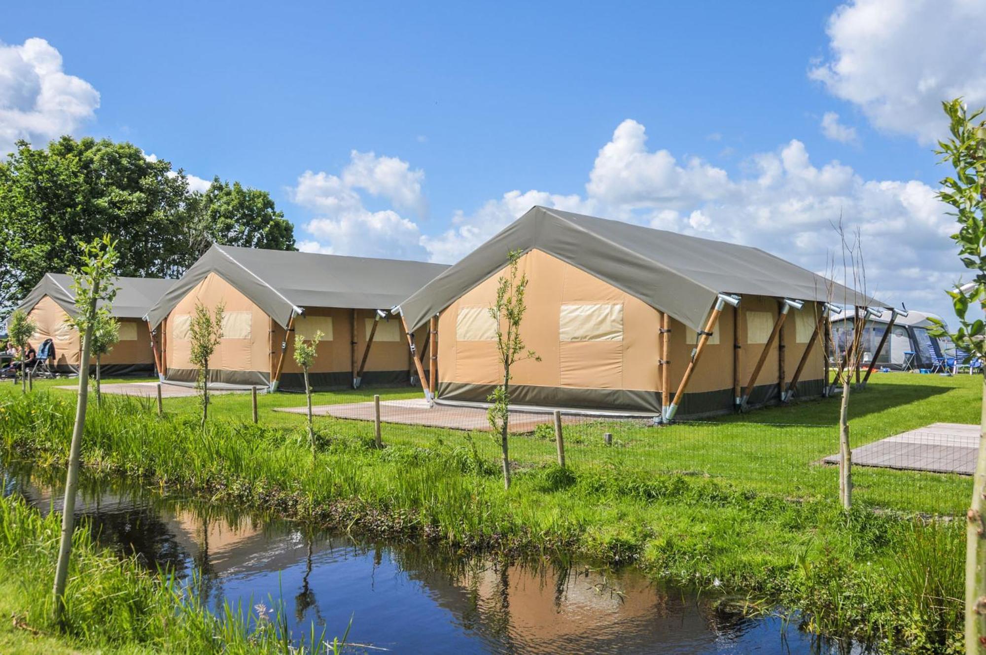 Luxury tent De Boerinn